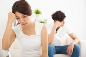 7 Cara Menghadapi Suami yang Tidak Jujur